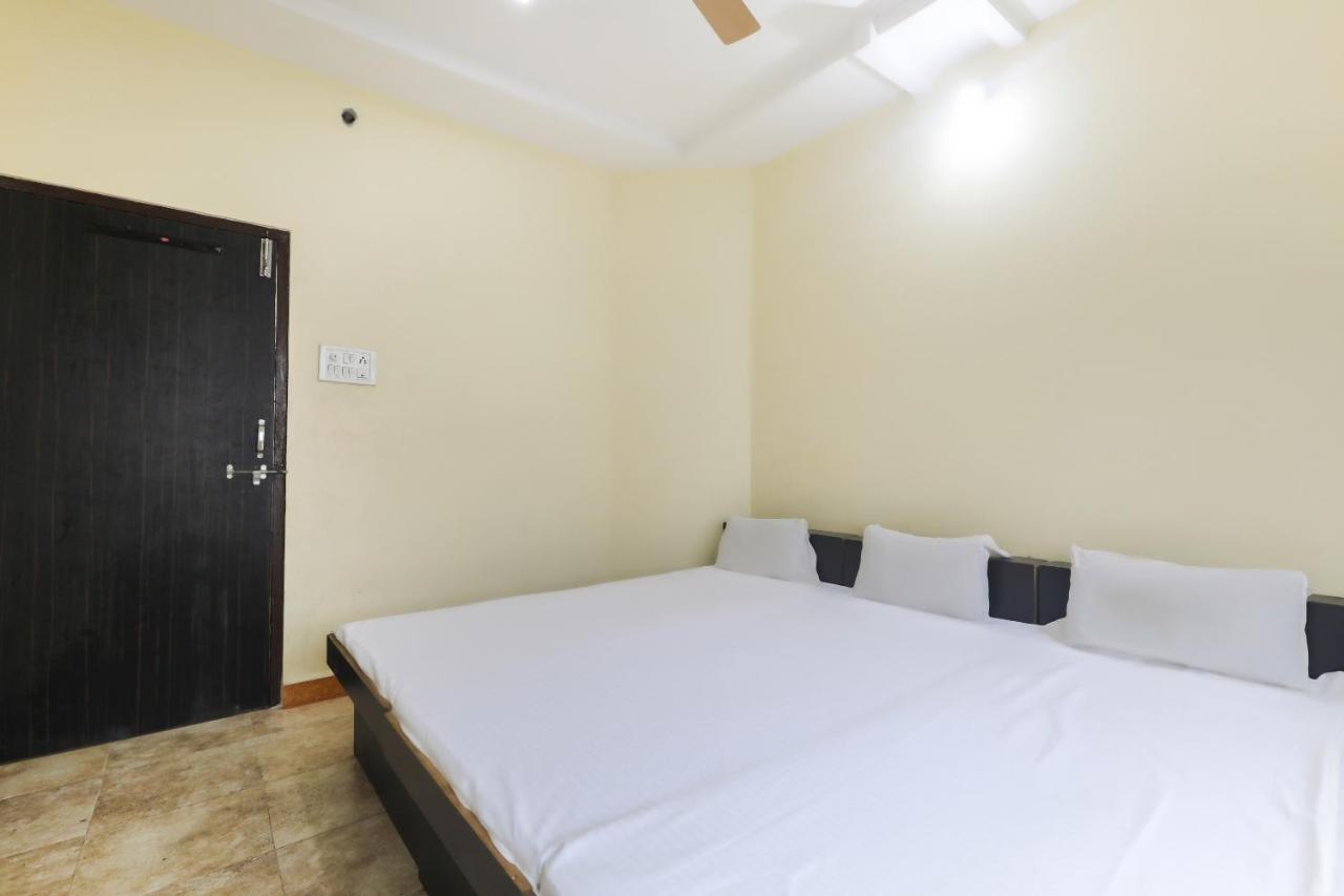 Hotel Spot On 48832 Balaji Parisar Ujjain Zewnętrze zdjęcie